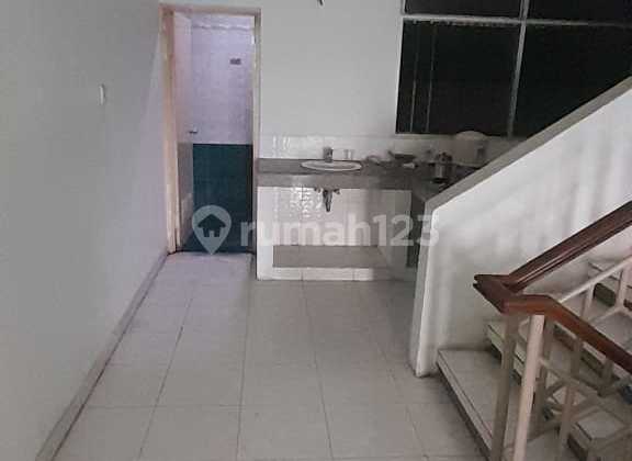 Singgasana Ready-to-Use Good Shop House, Bandung 2