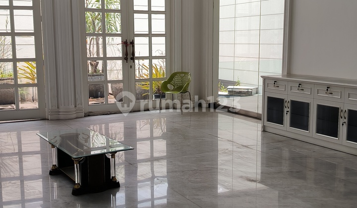 Rumah Lux Bagus Furnished Singgasana Pradana Cluster Elite Rumah Lux Bagus Furnished Singgasana Pradana Cluster Elite