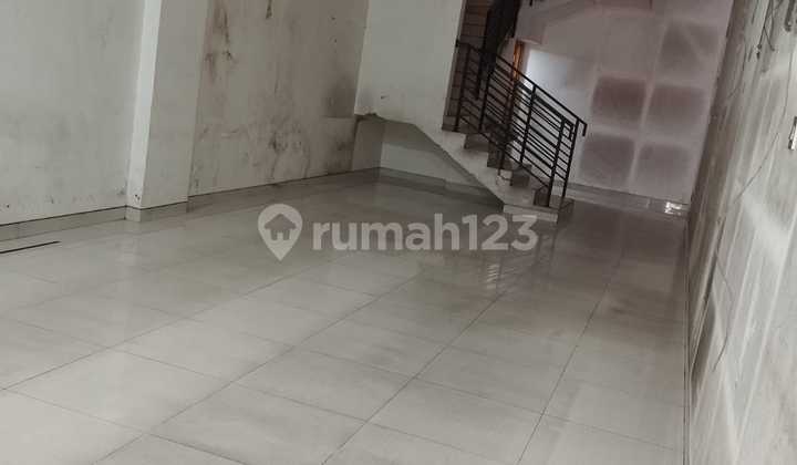 Ruko Bagus Siap Pakai Otista, Bandung Mainroad