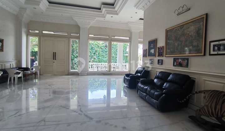 Price Drop! Luxurious House in Pajajaran