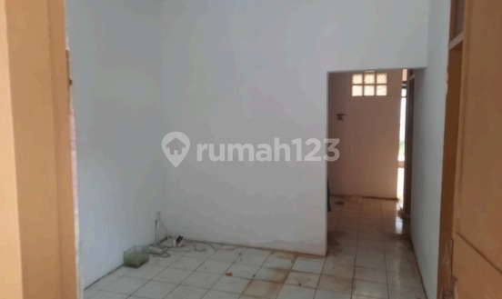 House, 1 Floor, in Taman Kopo Indah