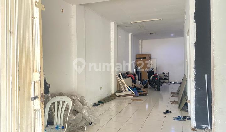 Singgasana Ready-to-Use Good Shop House, Bandung 2