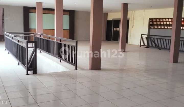 Affordable Warehouse Rental in Candi Industrial Area with 2000 Square Meters 2