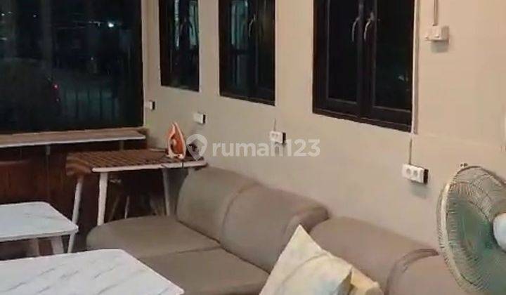 Beli Rumah Dan Cafe 2 Lantai Di Jalan Utama Puri Anjasmoro 2