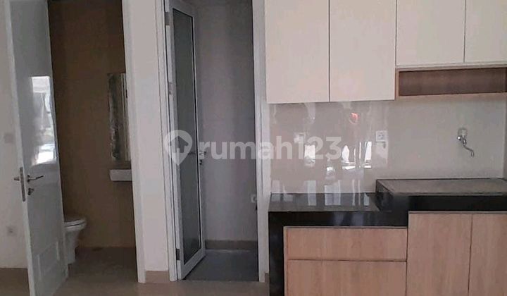 Disewakan Rumah 3 Lantai, Di Perumahan Elite Sedayu City, Di Jakarta Utara.  1