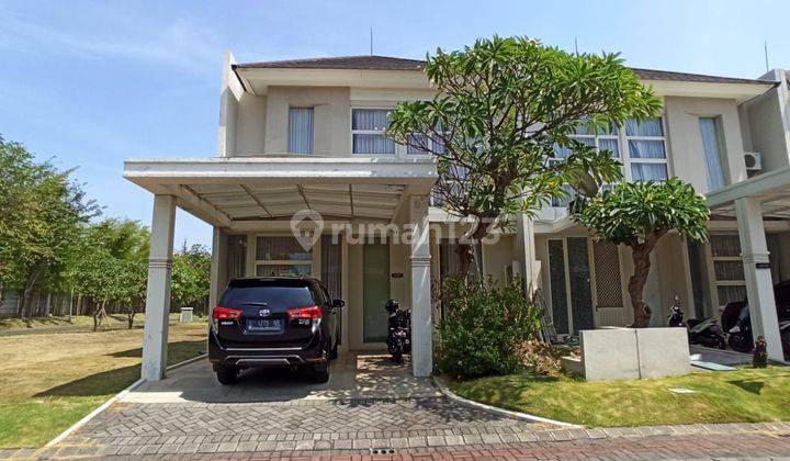 Rumah Grand Pakuwon South Victoria  1