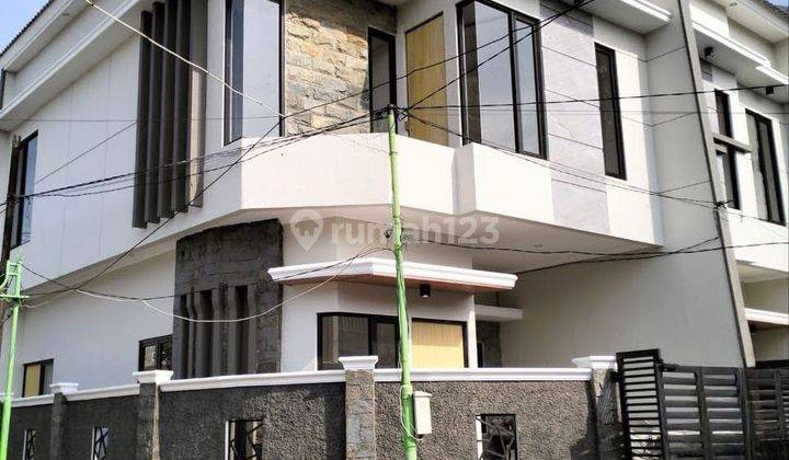 Dijual Rumah Baru 2 Lantai Mulyosari Surabaya Timur 1