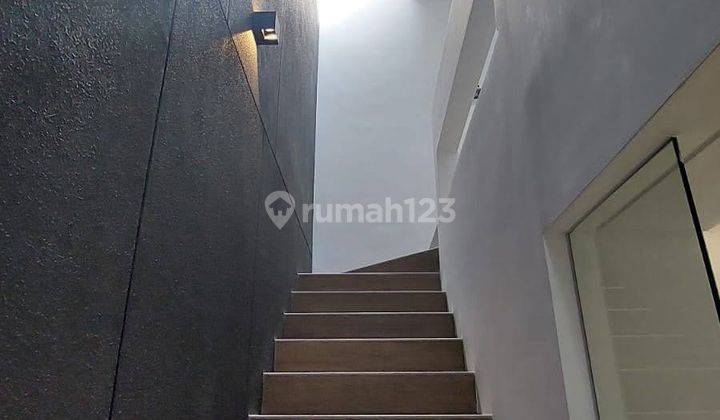 Dijual Rumah Baru Gress 2 Lantai Kutisari Surabaya 2