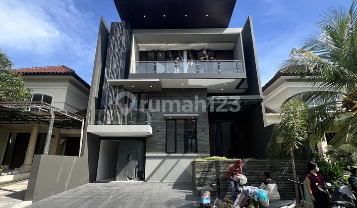 Dijual Rumah Baru Split Level Fullerton Citraland Surabaya