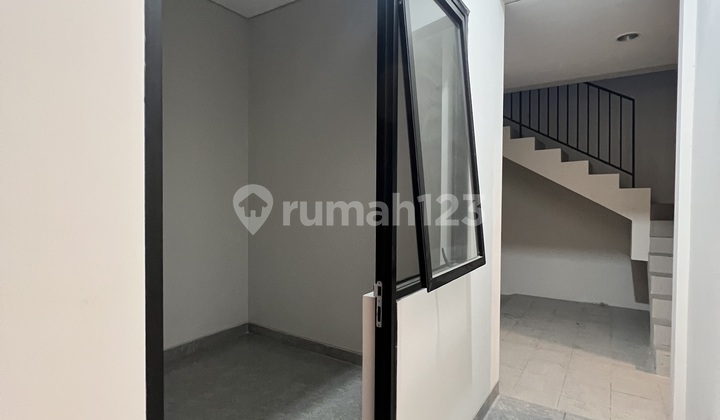 For Sale New Minimalist Luxury House Pakuwon Indah Surabaya 2