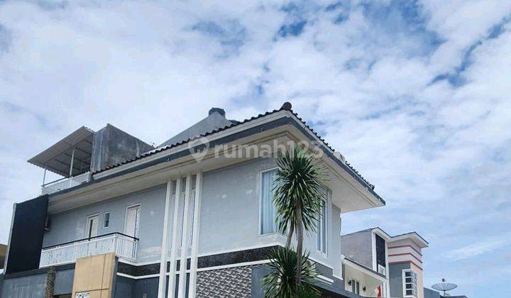 Di Sewakan Rumah Mewah Full Furnish View Kolam Renang Hunian The Address Cibubur. 1