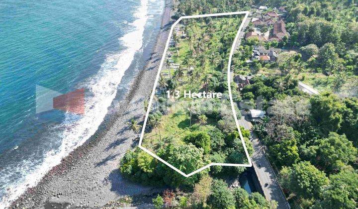 FREEHOLD - Fantastic Beachfront Land in Karangasem 2