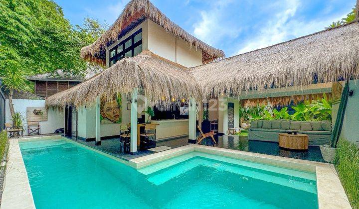 LEASEHOLD 16 Years - Modern Tropical Villa in Seminyak 1