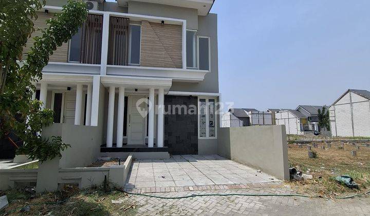 Dijual Rumah Lokasi Strategis Surabaya Timur 2 Lantai 2