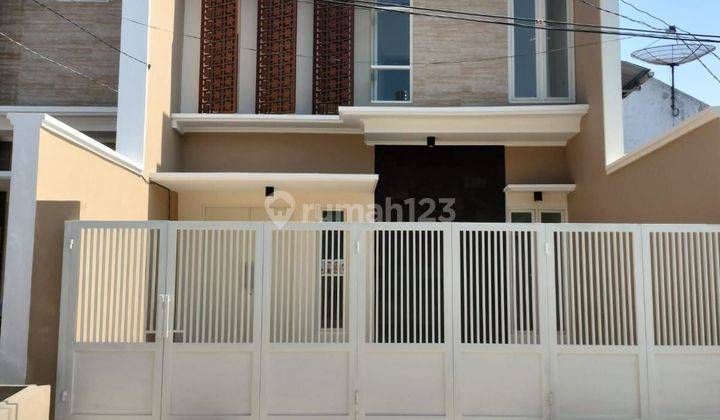 Dijual Rumah Baru 2 Lantai Manyar Kertoadi 2