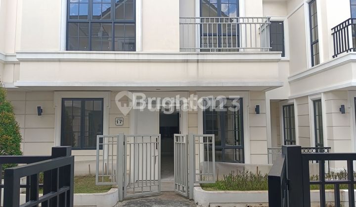 EUROPEAN-STYLE DOUBLE-DECKER HOUSE, LAVON EUROPEAN-STYLE DOUBLE-DECKER HOUSE, LAVON