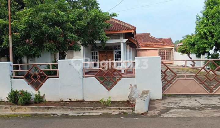 Dijual Rumah Kota Bumi 2