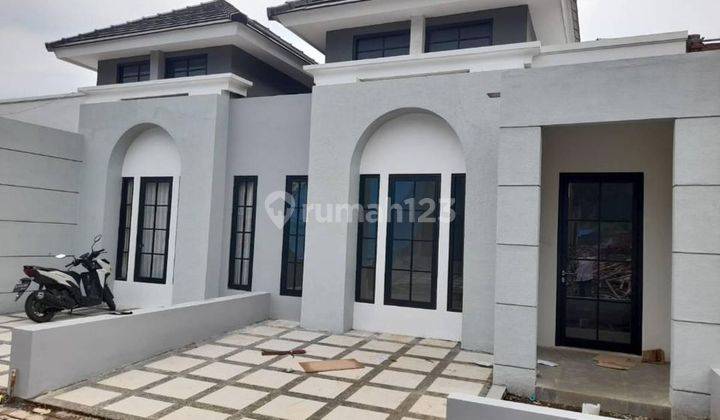 Rumah Murah Grand Azalia Cemorokandang Malang Kota Design Eropa Modern 1