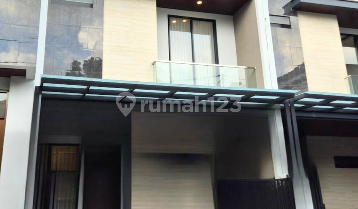 Modern Soho 3 Lantai New Gress Sby Barat Sebrang Ciputra Mall