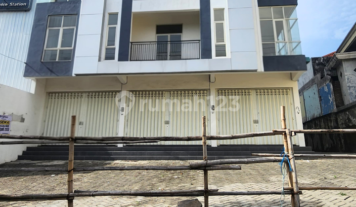 Ruko Jejer Dekat Citraland & Pakuwon Mall Space Parkir Luas