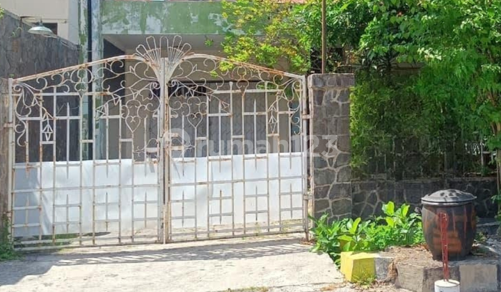 Dijual Rumah SHM Jl Doho, Sby Pusat cocok utk kos2an