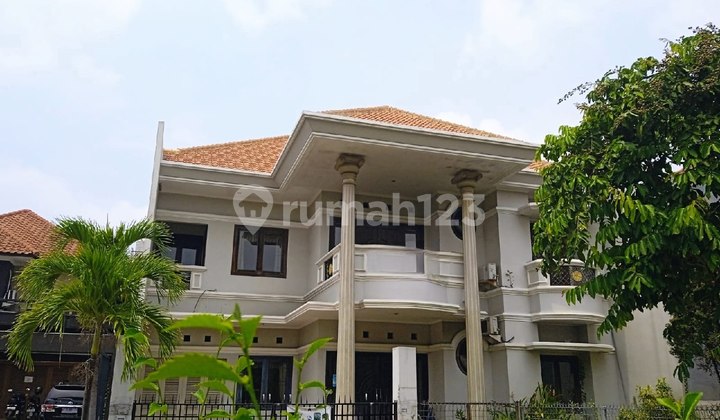 For Sale Graha Family House, West Surabaya For Sale Graha Family House, West Surabaya