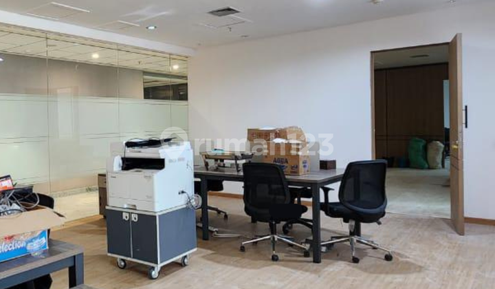 4 Unit Office Tower Ciputra World Semi-Furnished Ready to Use 4 Unit Office Tower Ciputra World Semi-Furnished Ready to Use