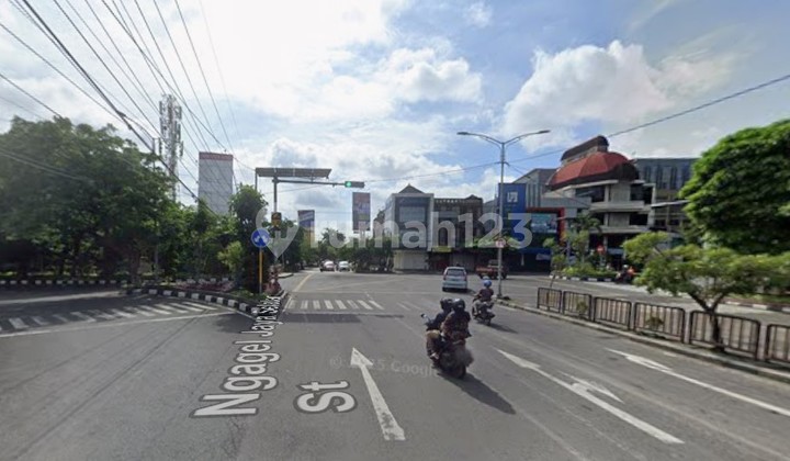 For Sale 4-Story Row House, Through to Graha Asri, Ngagel, Surabaya For Sale 4-Story Row House, Through to Graha Asri, Ngagel, Surabaya