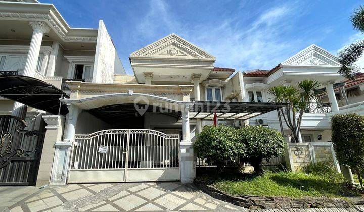 RUMAH CLASSIC DI VILLA/VILA VALENSIA, SELANGKAH DARI PAKUWON  1