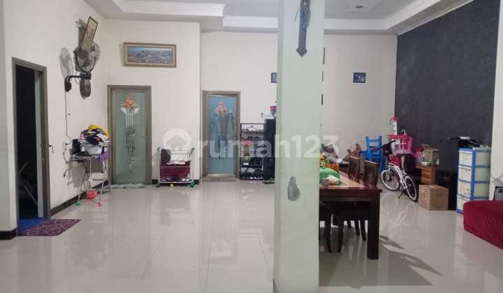 Serious SALE 3-Storey SHOPHOUSE in Manukan Rare Find 2 Combined into 1 2