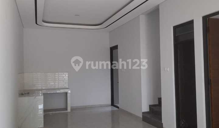 Manyar2-an Exclusive New Modern House Strategic Location 2