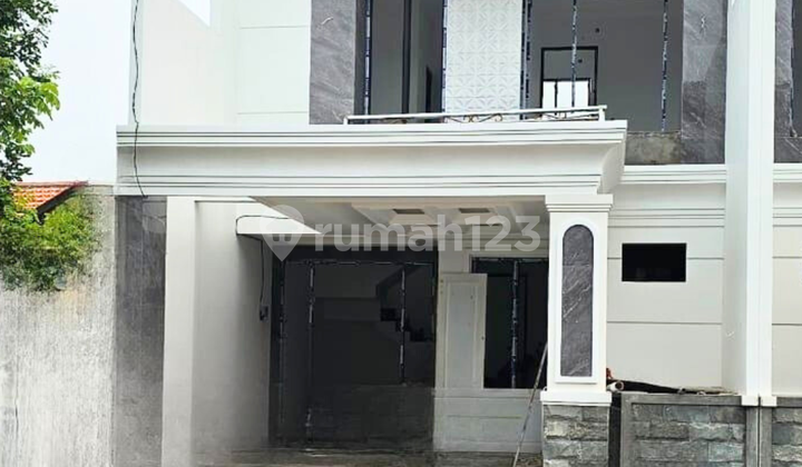 Dijual rumah ARAYA, Sby Timur NEW GRESS American Classic Mewah