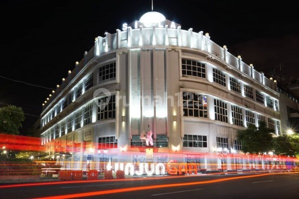 Dijual Rumah SHM Jl Doho, Sby Pusat cocok utk kos2an 2