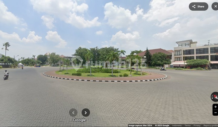 Araya 2 Minimalis Kontemporer jalan kembar ROW 3 mbl strategis 2