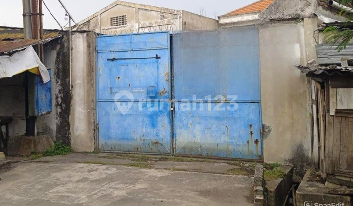 Dijual/Disewakan Bangunan Komersial Siap Pakai Raya Bringin Kulon