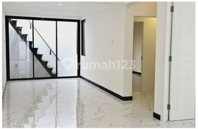 Dijual Rumah Baru Full Renov 2 Lt Model Attic Taman Puspa Raya 2