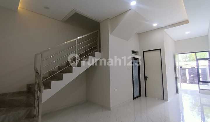 2 UNIT RUMAH BARU SIAP HUNI TENGGILIS, Sby Selatan 2