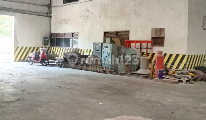 Gudang Siap Pakai Nol Jalan Raya Mojokerto