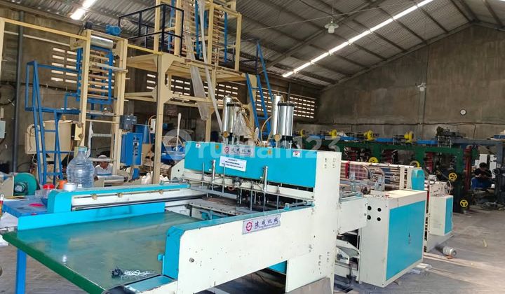 DIJUAL CEPAT PABRIK PLASTIK KEDIRI STATUS AKTIF 