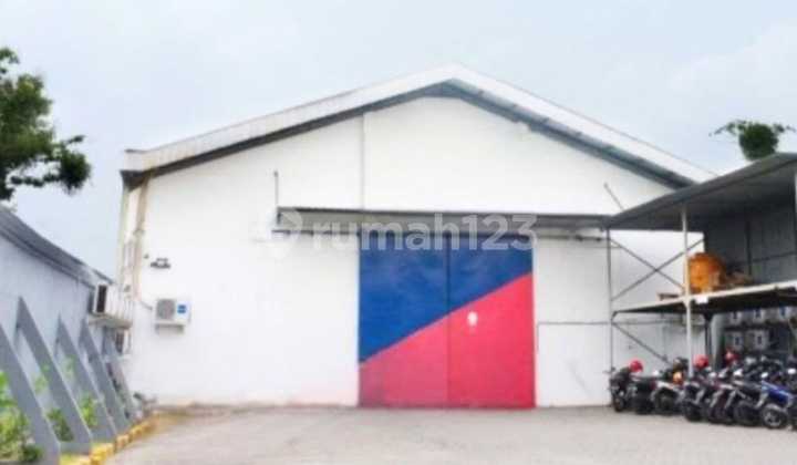 JUAL/DISEWAKAN KOMERSIAL DI RAYA LIDAH WETAN Lokasi strategis