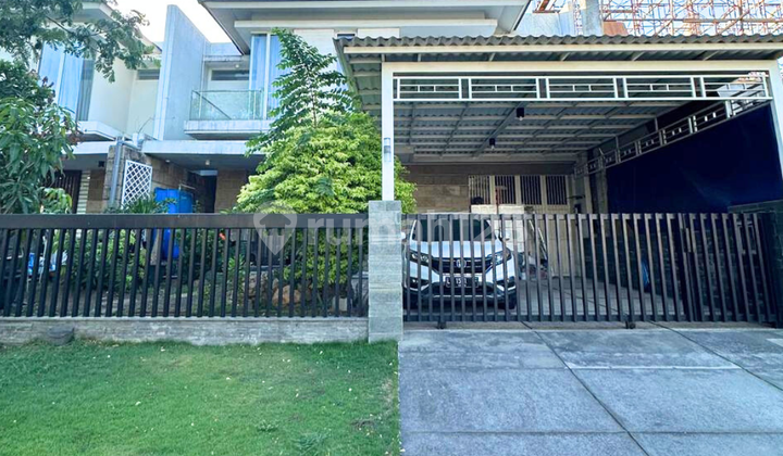 Minimalist House on WBM 2 Row Boulevard, 20-meter Road Minimalist House on WBM 2 Row Boulevard, 20-meter Road