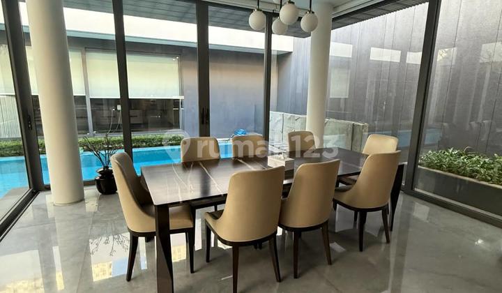 PAKUWON INDAH LUXURY MODERN RESORT THE FINEST Swimming Pool, Lift