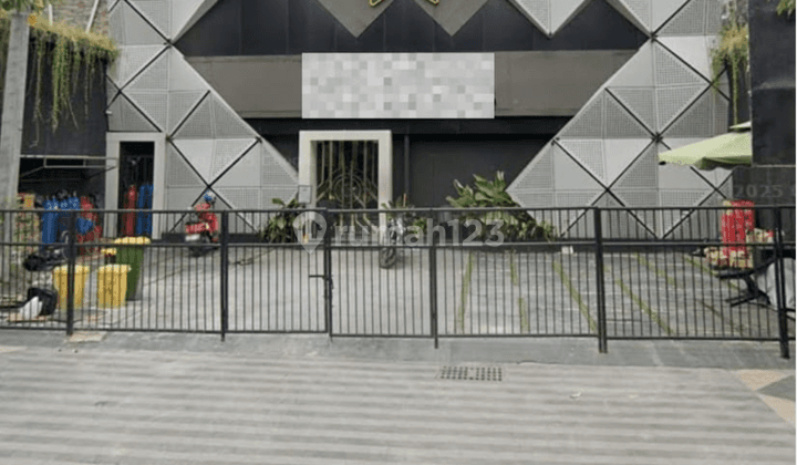 OPER RENTAL HOT Bangunan Komersial EX PUB Raya Manyar kertoarjo  1