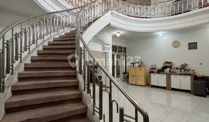 For Sale Luxury Ready-to-Occupy Villa Kalijudan Indah 2