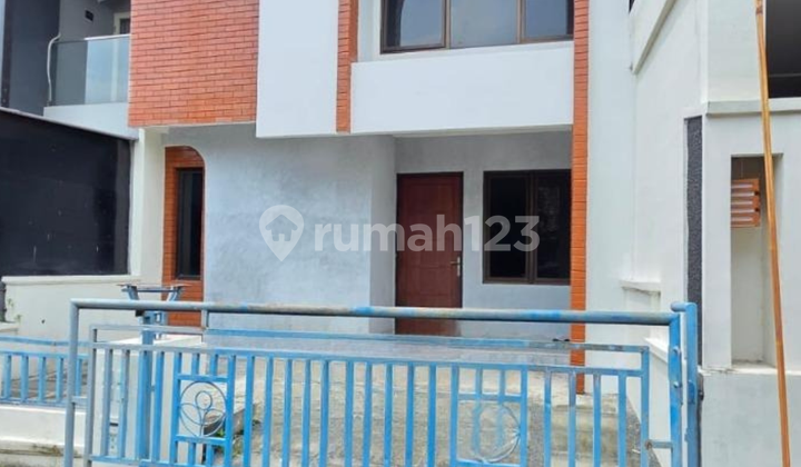 Rumah New gress 2 Lantai Citraland utama Lantai marmer Rumah New gress 2 Lantai Citraland utama Lantai marmer