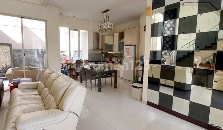 For Sale House Next to Cheap Park Pakuwon City San Diego 2