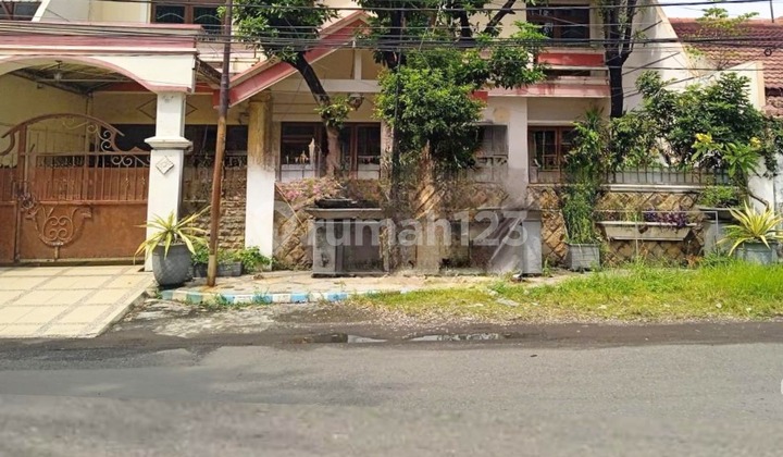 Rumah Second Terawat Jl. Medokan Asri Tengah, Surabaya Timur