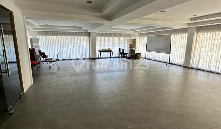 Hotel in Surabaya, Central Raya Jagung Suprapto Building, 5 floors Hotel in Surabaya, Central Raya Jagung Suprapto Building, 5 floors