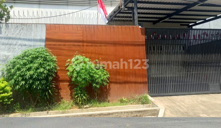 For Sale Commercial Building on Bukit Barisan Arjuno Street Surabaya, 3 floors