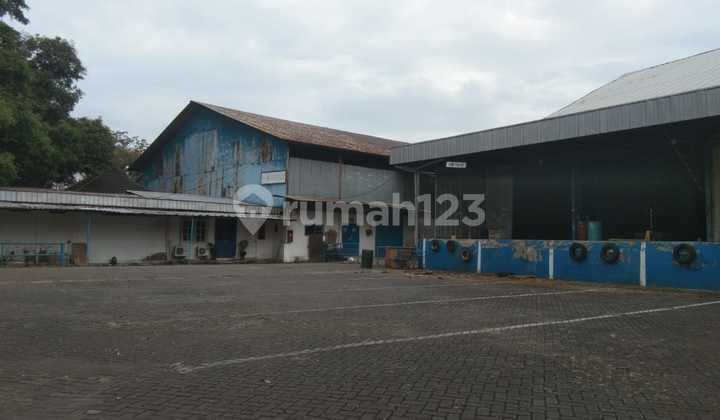 Warehouse Ex-factory for Sale in Wonorejo Pasuruan, Factory permits available.